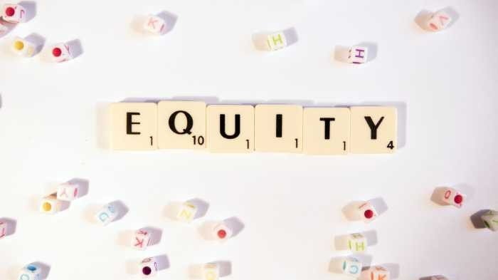 what is an equity research report